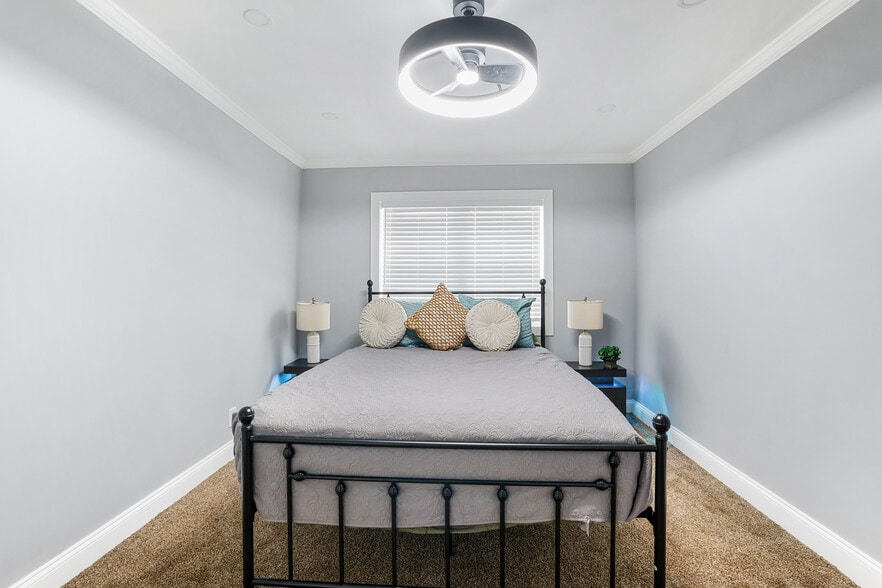 main br - 6312 Beach Channel Dr