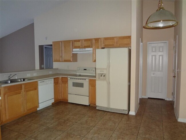 Building Photo - 6 Buffalo Grove Dr