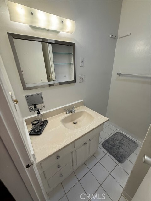 Building Photo - 10838 Holman Ave