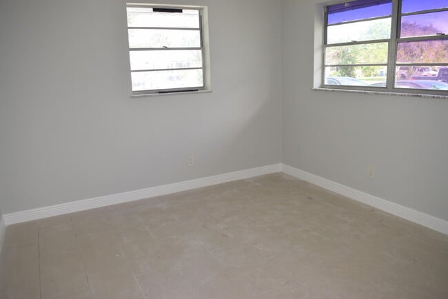 Building Photo - 3094 SE Clayton St