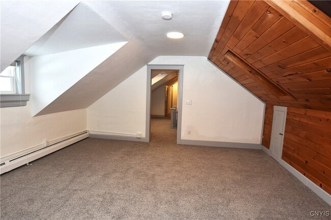 Building Photo - 137 Genesee St