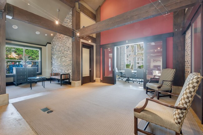 Building Photo - 2 bd 1.75 bath Lynnwood Townhome  availabl...