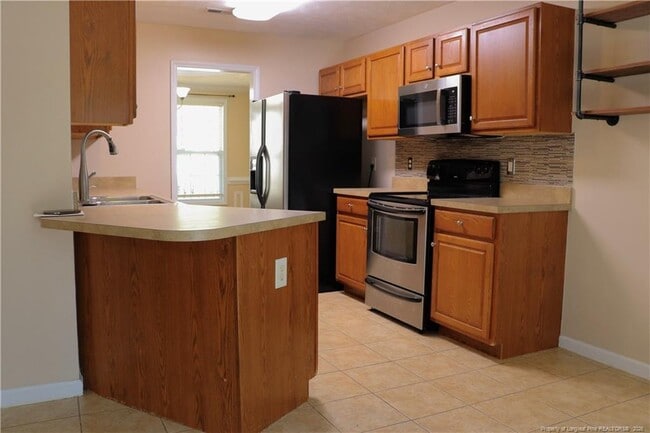 Building Photo - 44 Cutter Cir