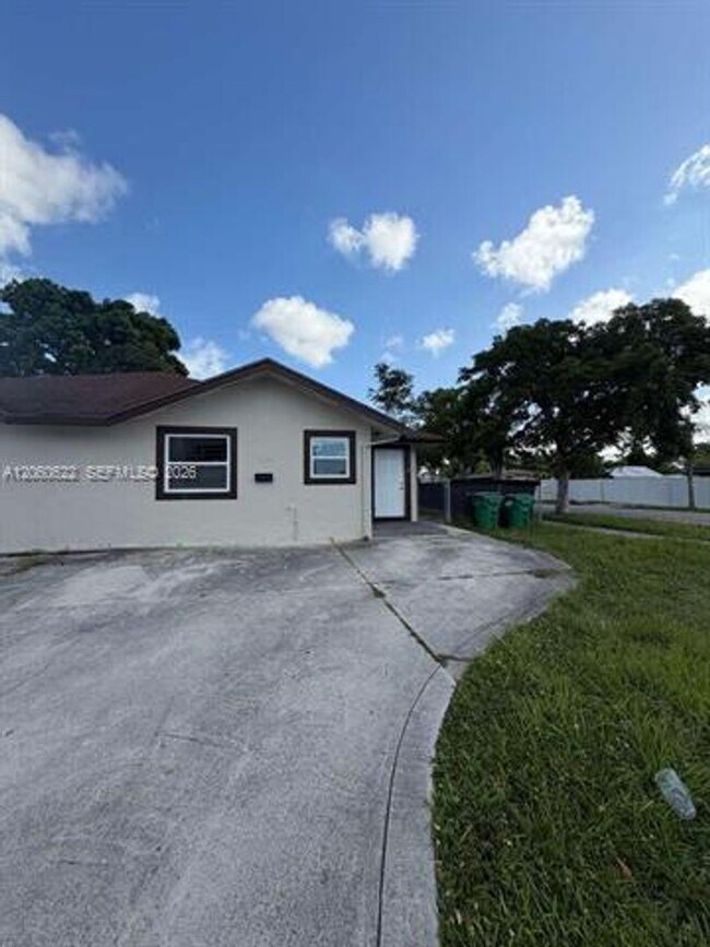 Building Photo - 10501 SW 172nd St