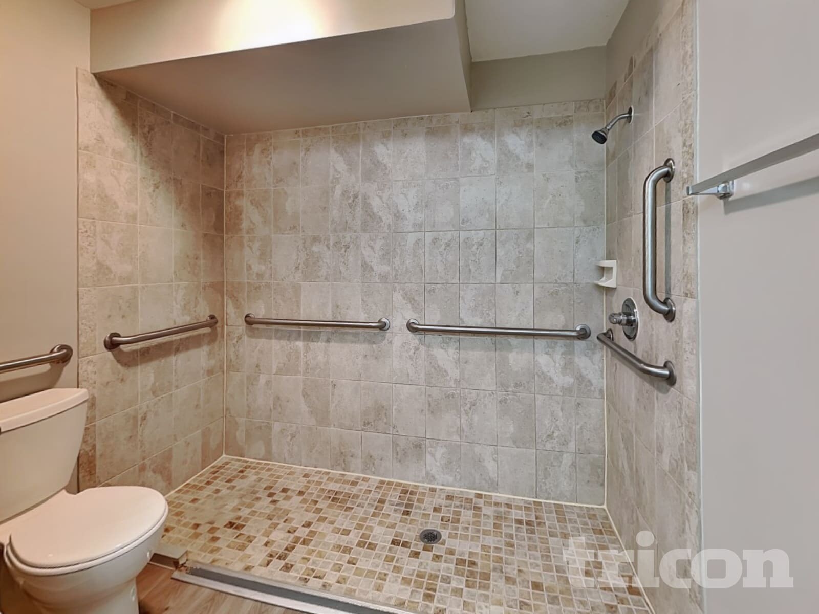 Building Photo - 4624 S Country Hills Ct