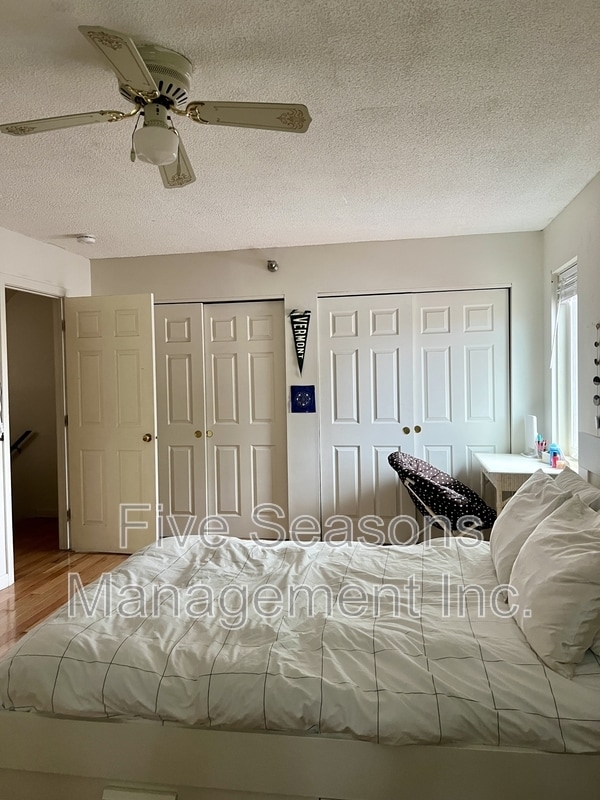 Building Photo - 115-7 North Winooski Avenue - 7