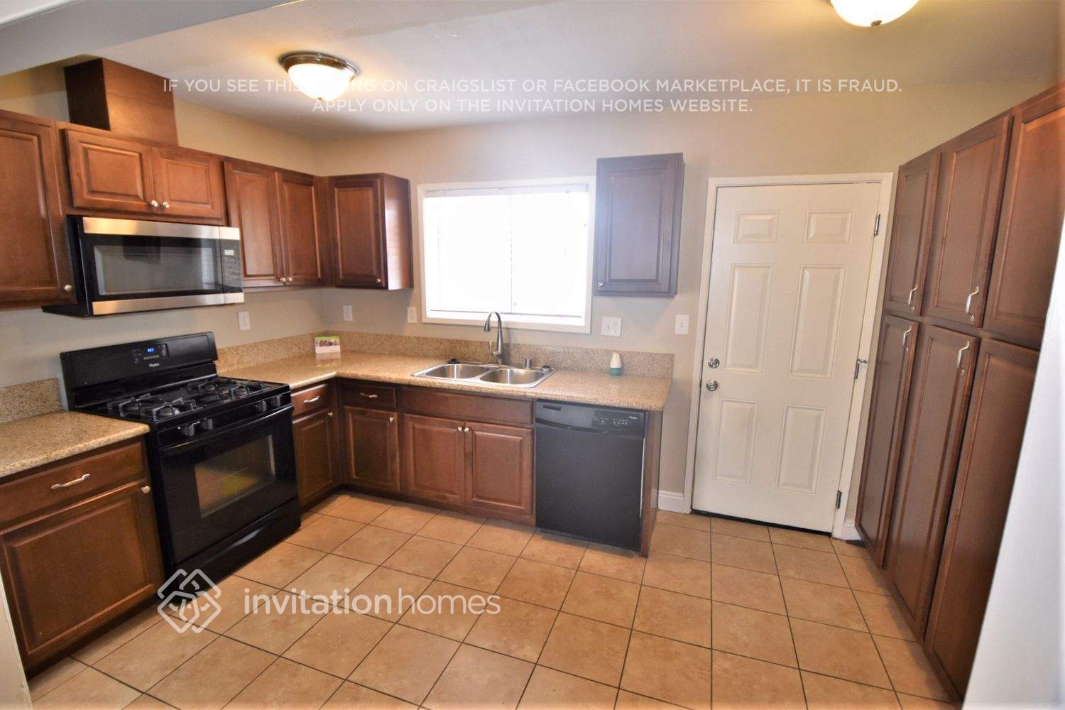 Building Photo - 7175 De Palma St