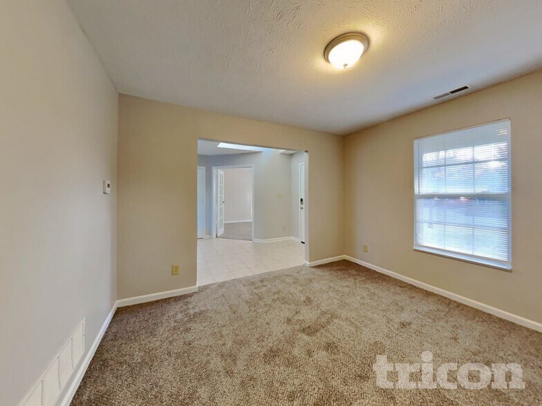 Building Photo - 7748 Mikayla Ct