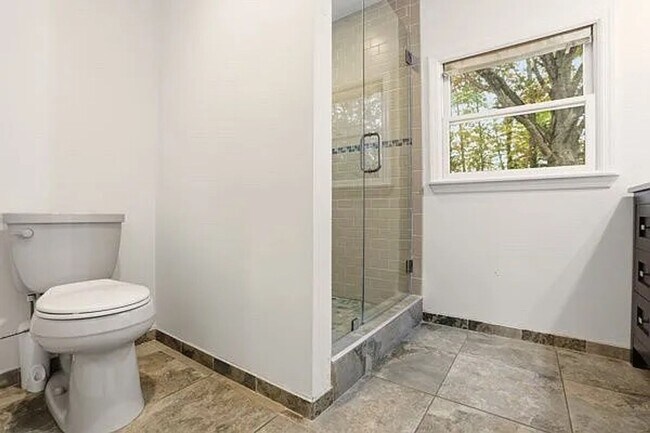 Building Photo - Charming 4BR Ranch with Garage in Jackson Cul-de-Sac