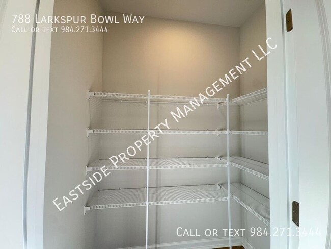 Building Photo - 788 Larkspur Bowl Wy