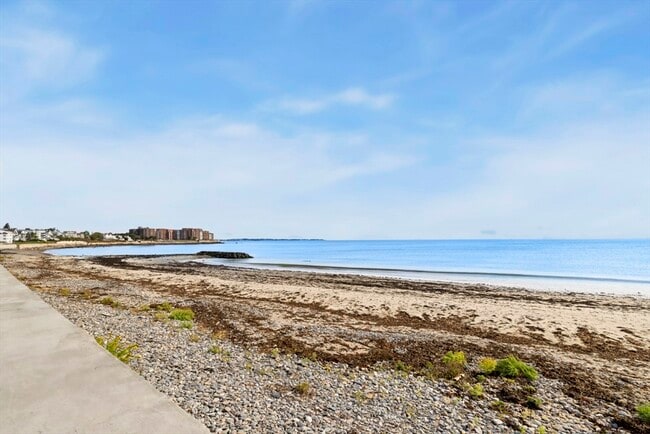 Building Photo - 222 Winthrop Shore Dr