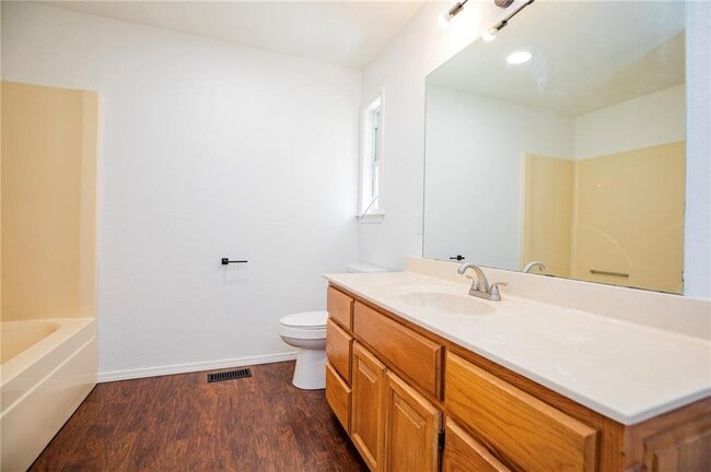 Building Photo - 8165 Old White River Rd