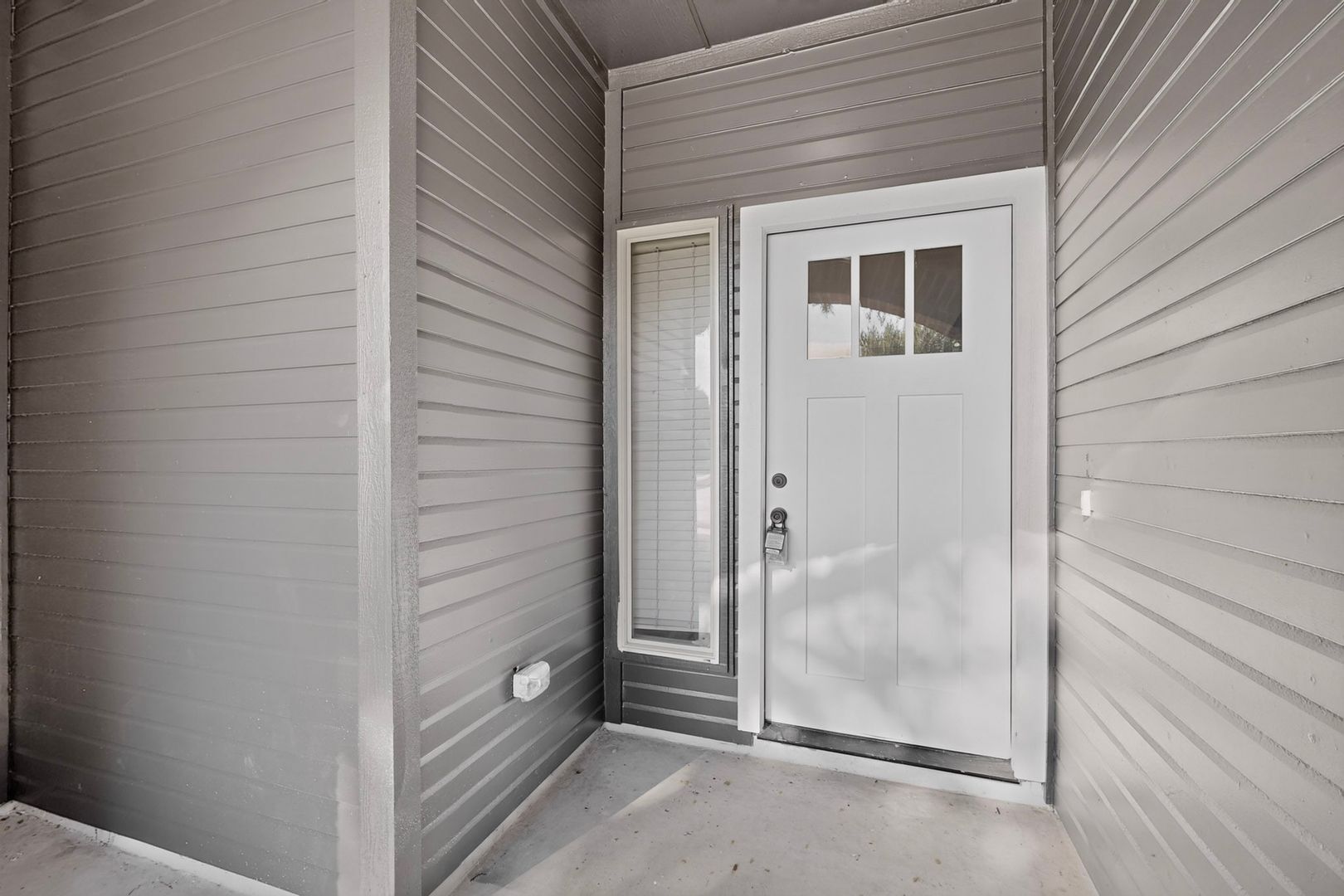 Building Photo - 405 Phillips Dr