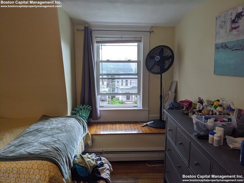 Building Photo - 464 Highland Ave
