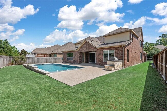 Building Photo - 4071 Northern Spruce Dr