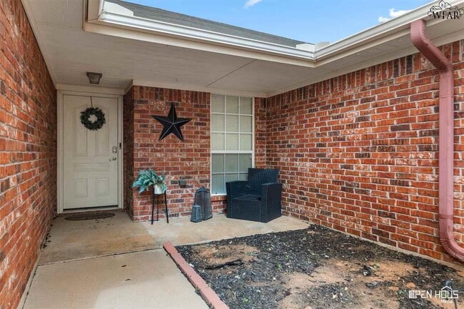 Building Photo - 6036 Van Dorn Dr