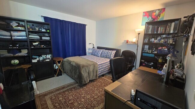 Building Photo - 1925 Danube Way