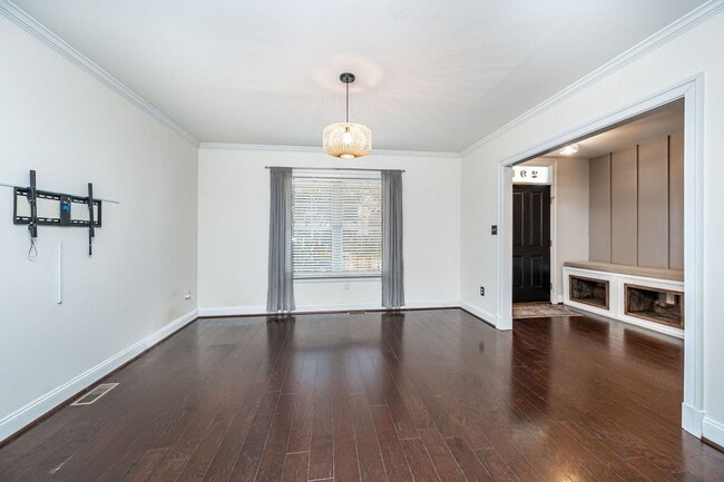 Building Photo - Beautiful Northside RVA Home-Move In Ready