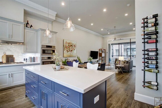 Building Photo - 6068 Kansas St