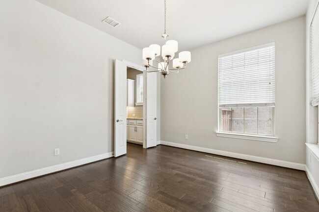 Building Photo - 3432 Belterra Dr