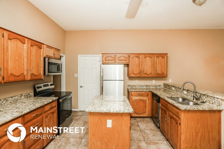 Building Photo - 1717 Worthington Ln