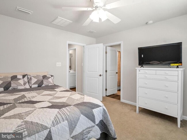 Building Photo - 7227 Potomac Ter