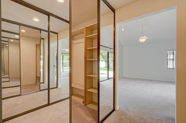 Building Photo - Luxurious 3 Bedroom Oasis with Pool and Beach Access AVAILABLE NOW!