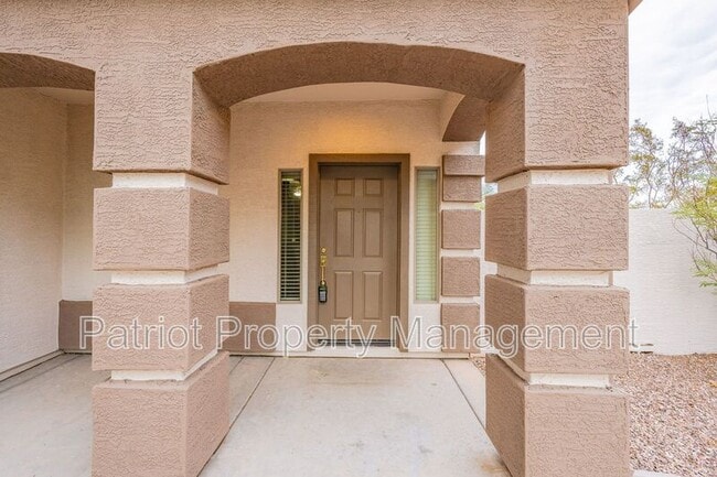 Building Photo - 42509 N 45th Dr