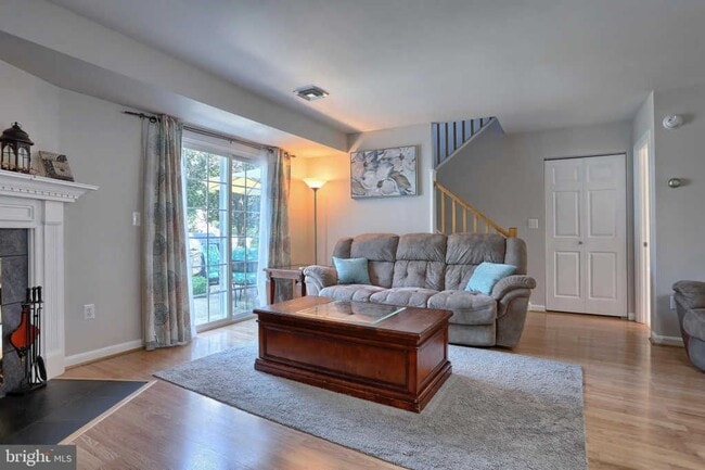 Building Photo - 1952 Wexford Rd