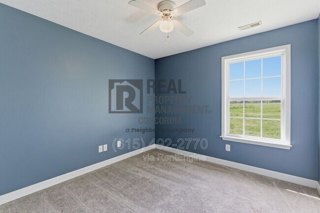 Building Photo - 1934 Mural Ln