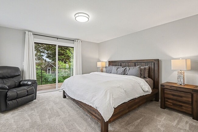 Building Photo - 3bd/3ba Seattle Home
