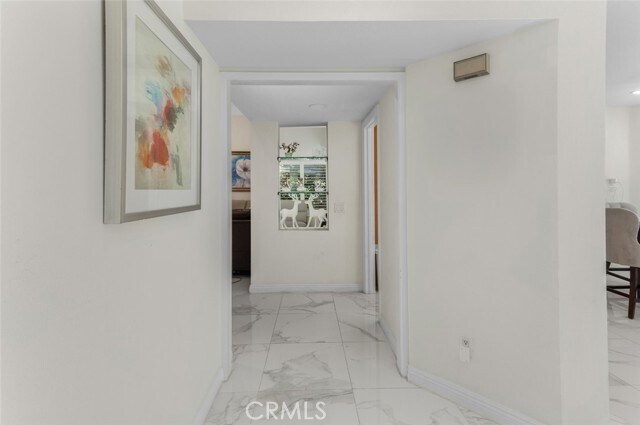 Building Photo - 4 Bayview