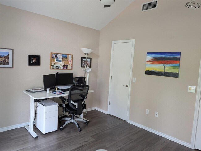 Building Photo - 5105 Carlene Dr