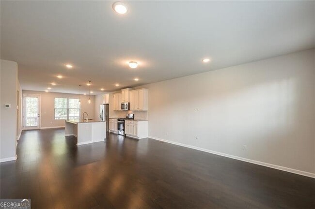 Building Photo - 2182 Talmai Dr