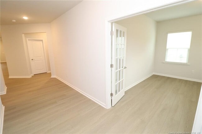 Building Photo - 756 Ben Ledi Ct