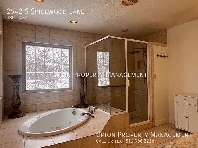 Building Photo - 2542 S Spicewood Ln