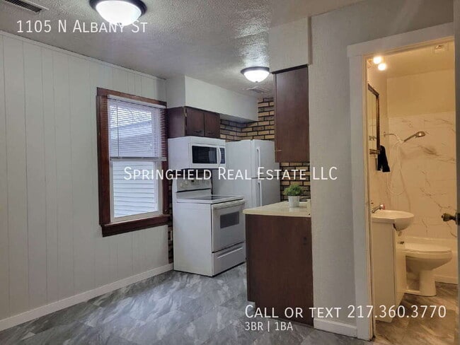 Building Photo - 1105 N Albany St