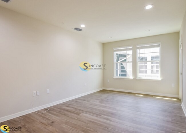 Building Photo - 3821 SW 43rd Ct
