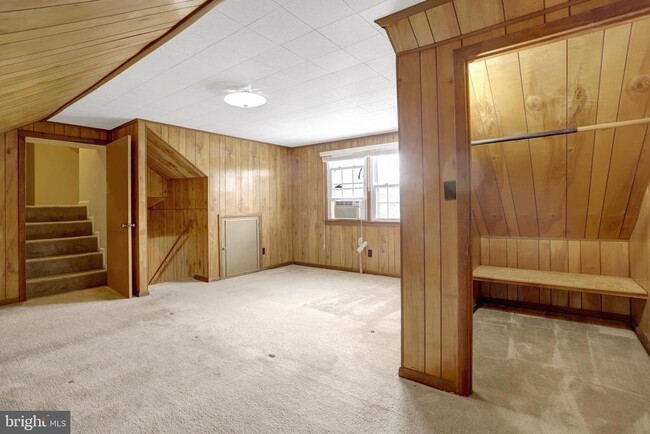 Building Photo - 7623 Arlen St