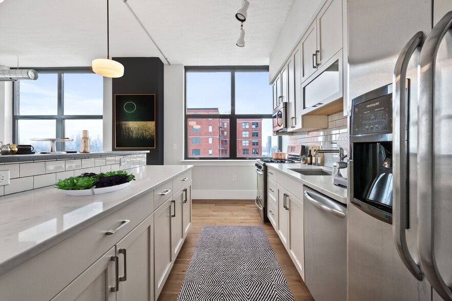 Building Photo - Cast Iron Lofts