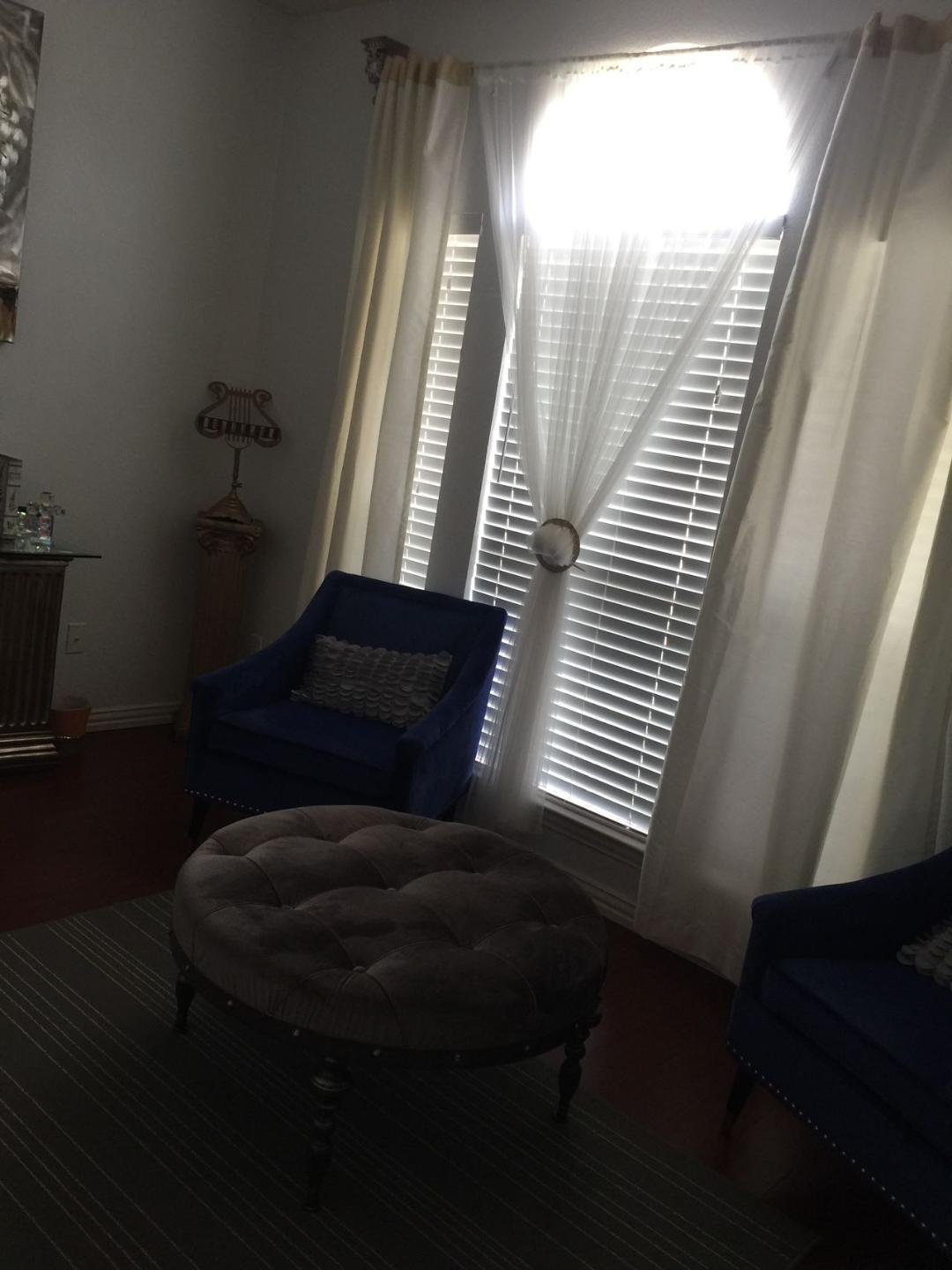 Building Photo - 4522 Oak Shores Dr