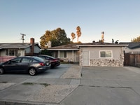 Building Photo - 914 McCreery Ave