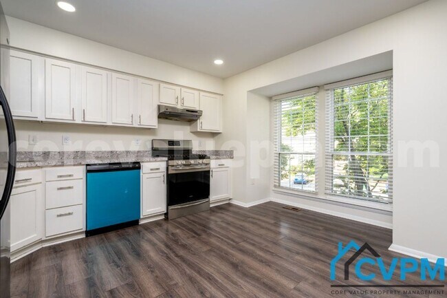 Building Photo - 7679 Blueberry Hill Ln
