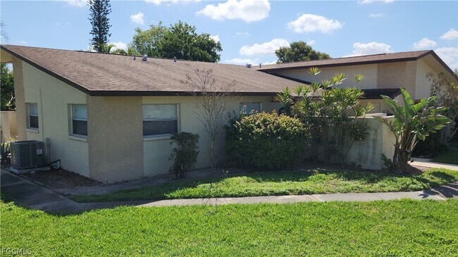 Building Photo - 6182 Principia Dr