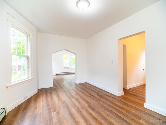 Building Photo - 2408 Highland Ave