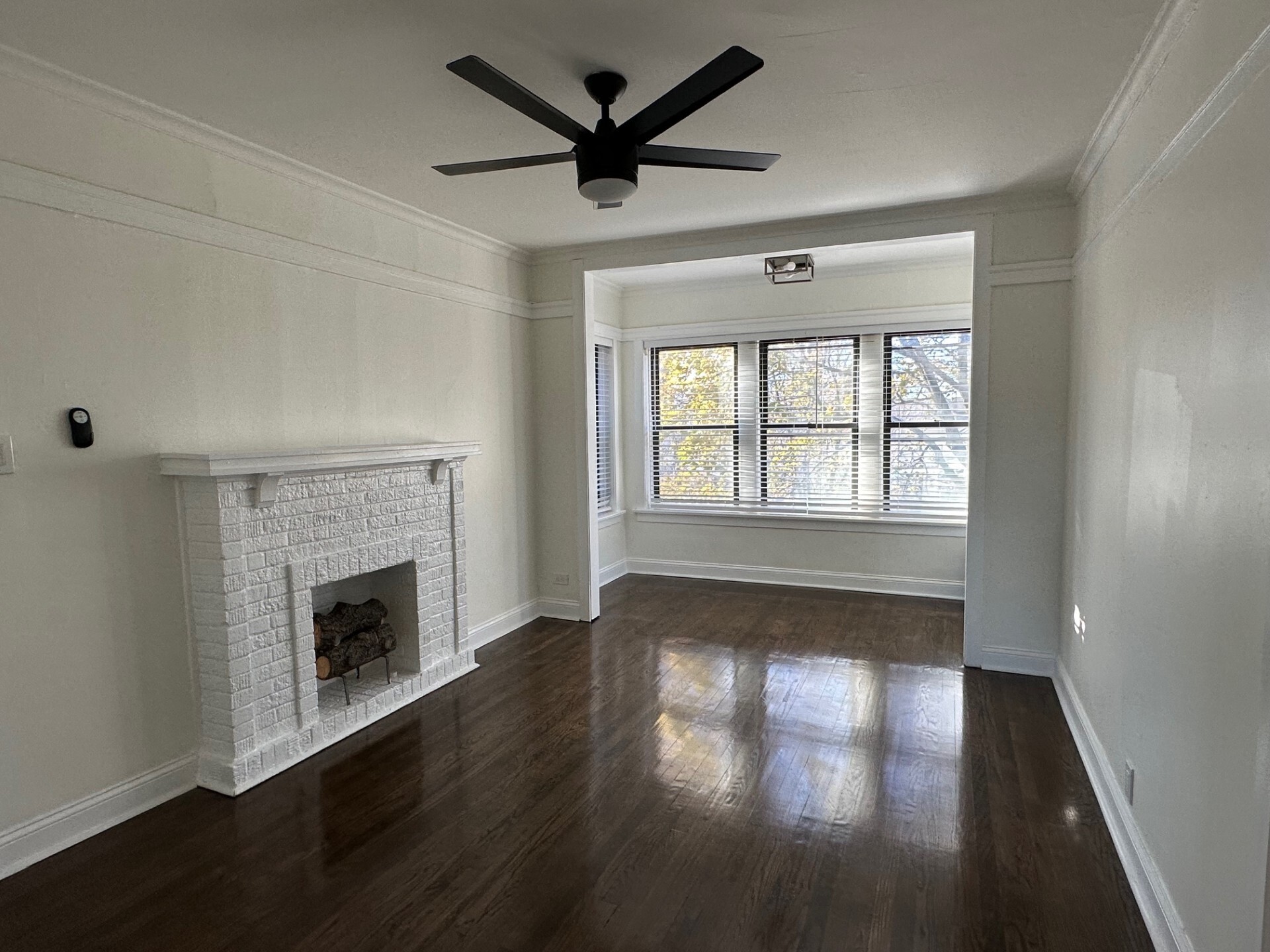 Living Areas - 7227 N Wolcott Ave