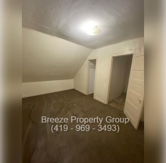 Building Photo - 319 N Detroit Ave