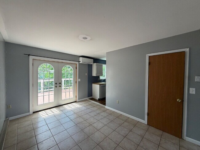 Building Photo - 186 White Dogwood Dr