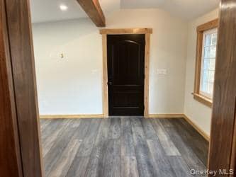 Building Photo - 24 Lindner Pl