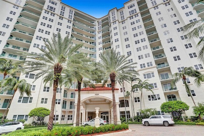 Building Photo - 20000 E Country Club Dr